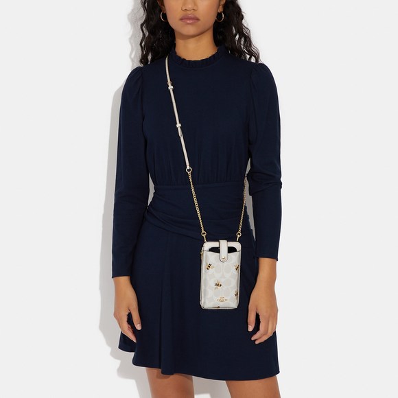 NWT Coach Outlet Phone Crossbody In Signature Canvas With Bee Print - Picture 5 of 5